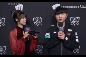 九游体育下载-西亚卡姆爆冷击败DWG，精彩发挥引爆全场！-九游体育下载